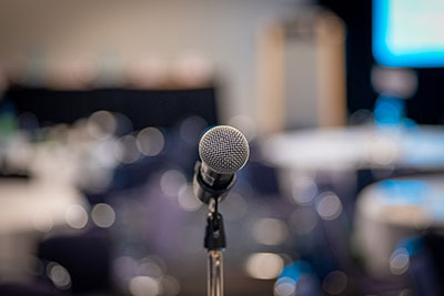 4 Ugly Truths About Public Speaking for Graphic Designers